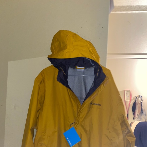 COLUMBIA YELLOW LIGHTWEIGHT RAINCOAT NWT - Picture 4 of 4